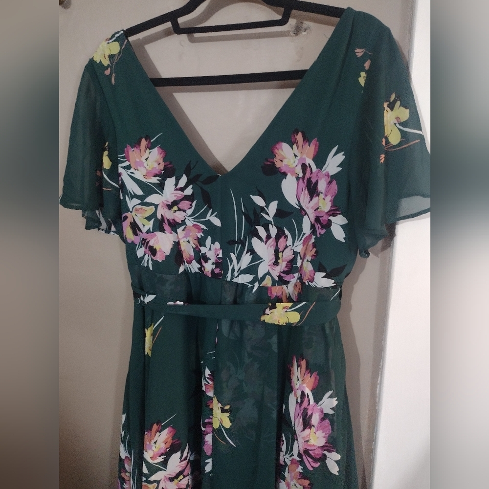 Torrid Green Floral Midi Faux Wrap Dress - Picture 4 of 5